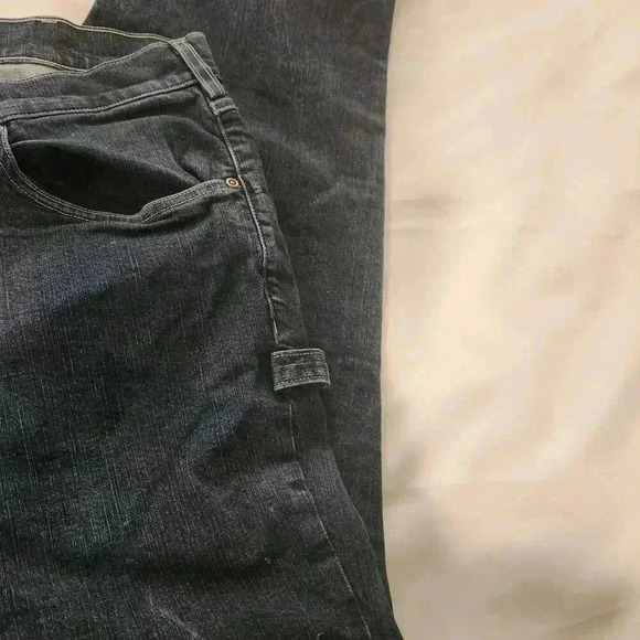 40 Grit by Duluth Trading‎ Co Men's Size 44x32 Standard Fit Carpenter Jeans - Picture 9 of 15